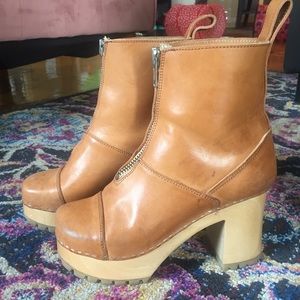 SWEDISH HASBEENS Grunge Platform Clog Boot